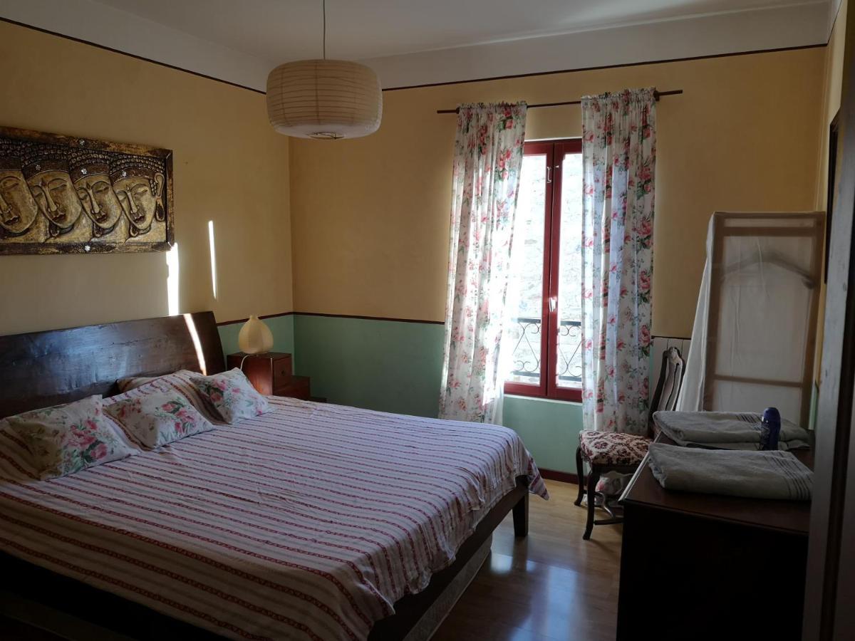 L'Ours Des Corbieres - Chambres D'Hotes Servies-en-Val Kültér fotó